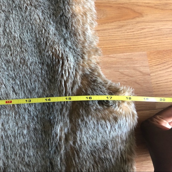 GAP reversible zip vest - Picture 4 of 11